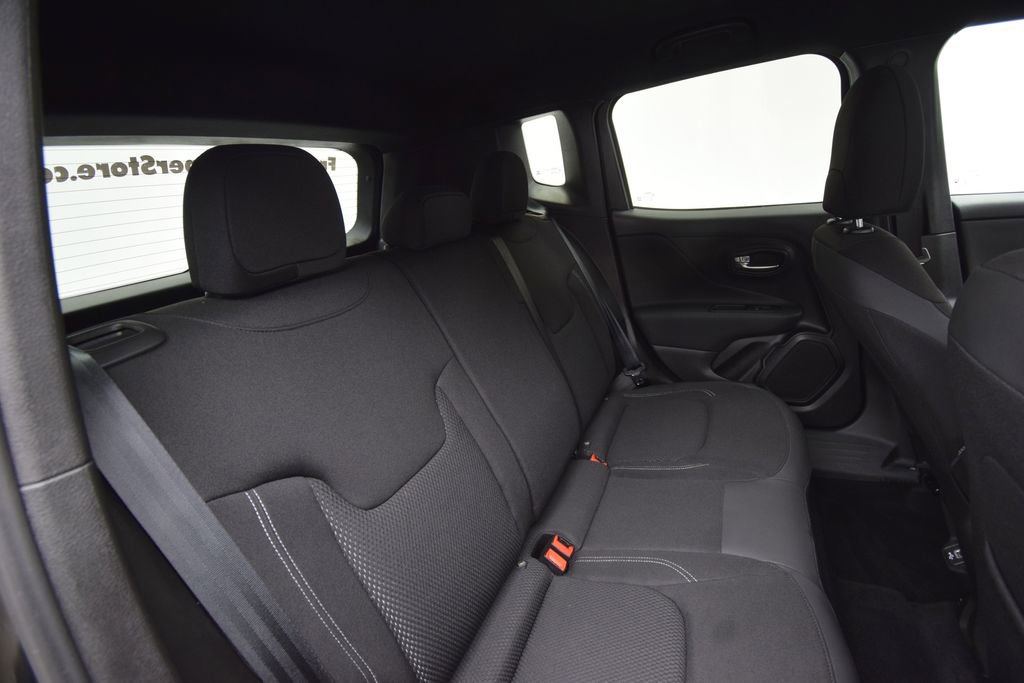 Certified 2022 Jeep Renegade Altitude image 22