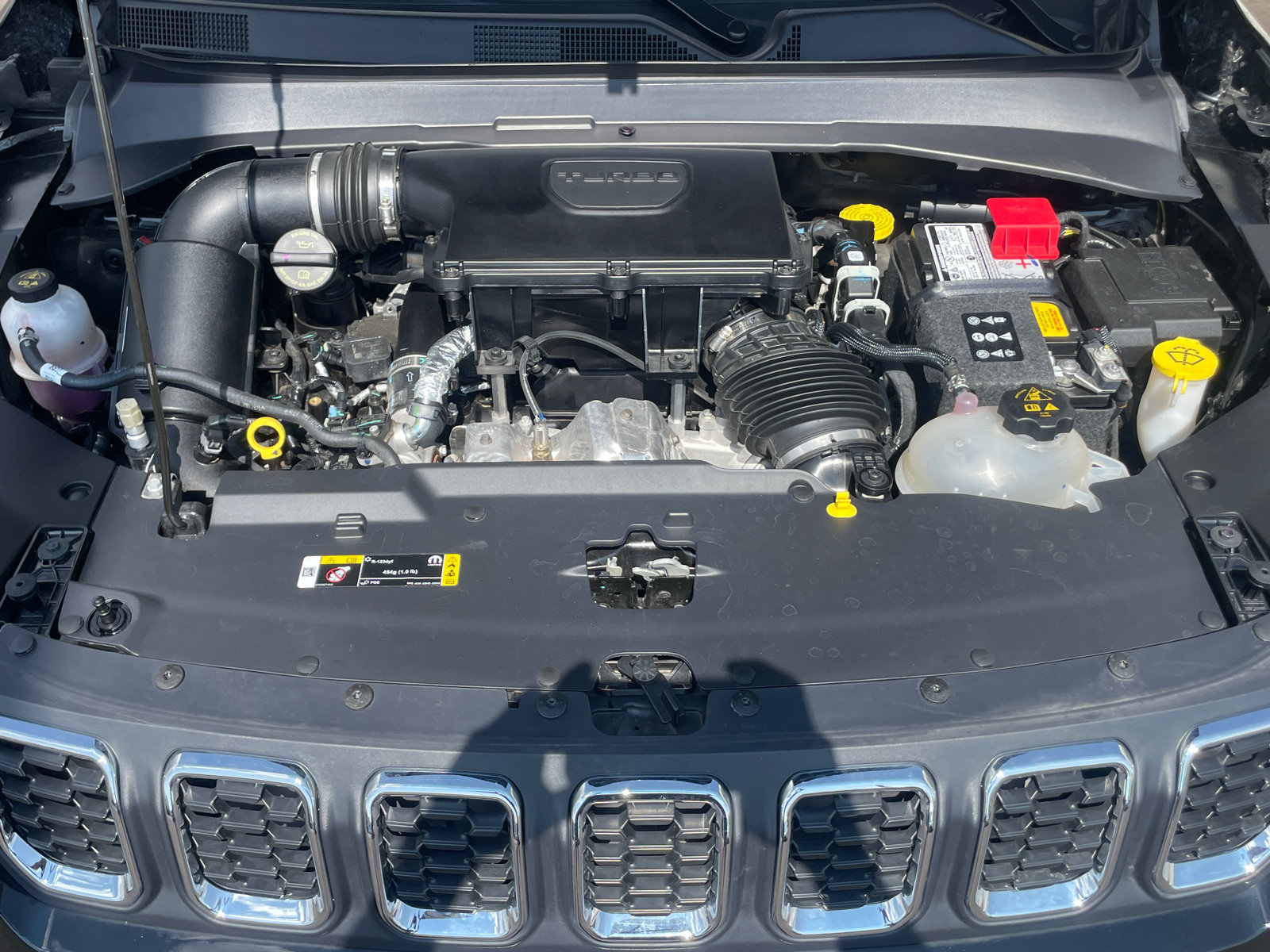 Used 2024 Jeep Compass Latitude AWD/4WD image 22