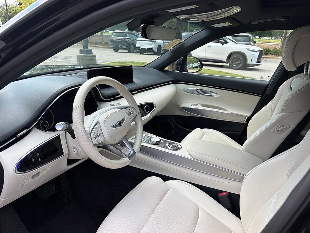 Used 2023 Genesis Electrified GV70 AWD/4WD image 8