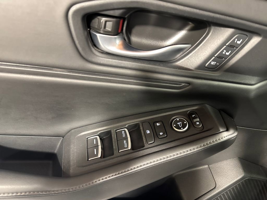 Used 2023 Honda Accord Sport image 18