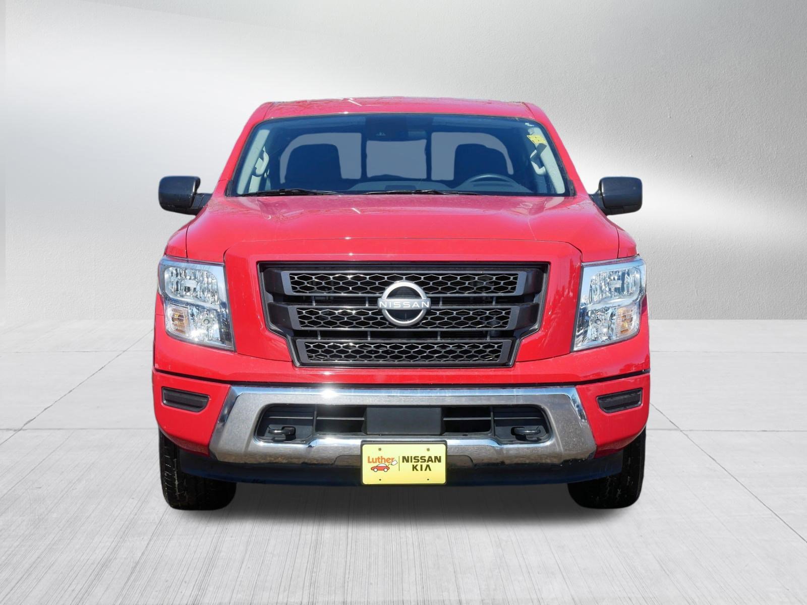 Certified 2024 Nissan Titan SV w/ Accessory Utility Package image 2