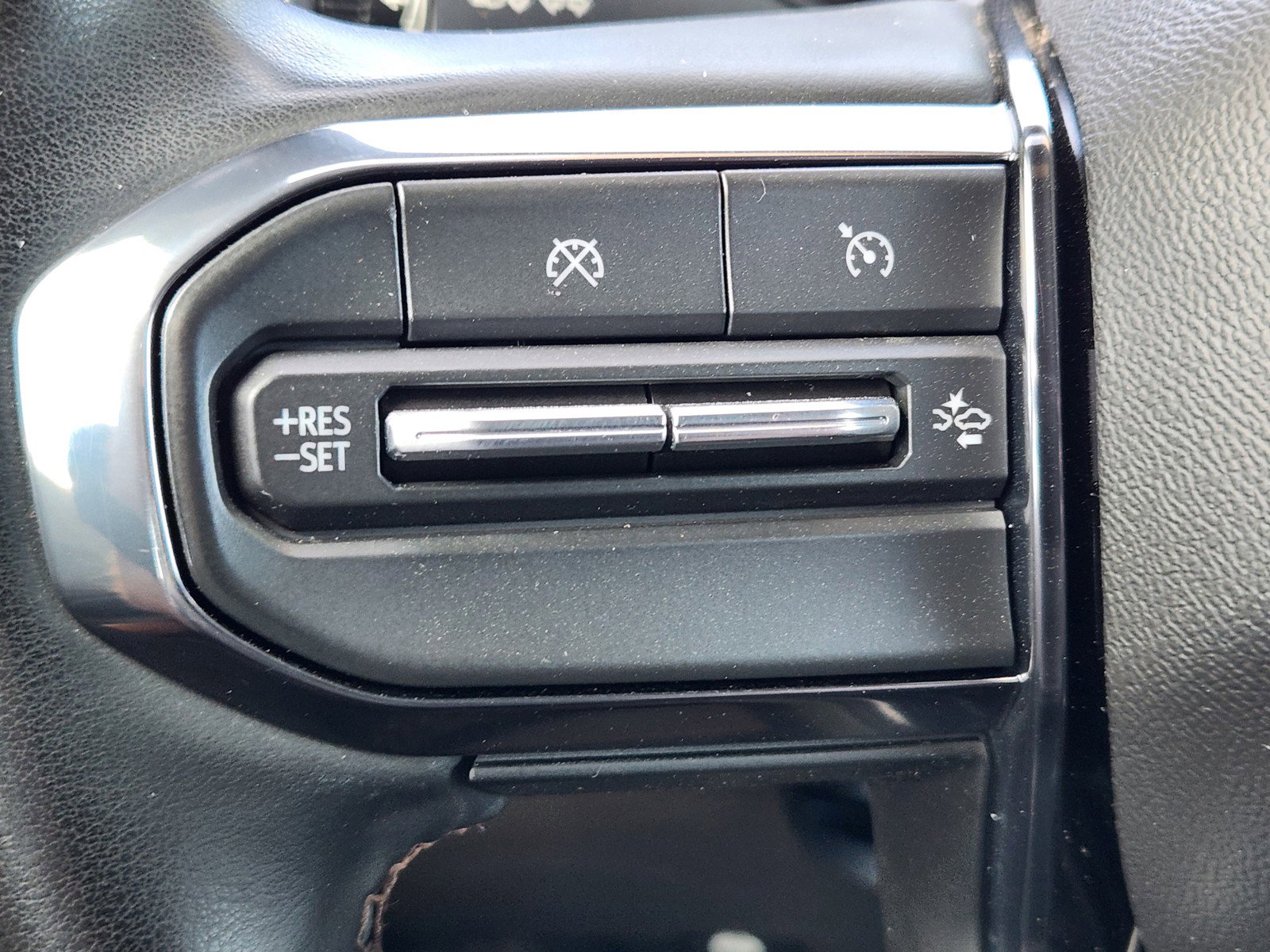 Certified 2024 GMC Canyon AT4 w/ Canyon Safety Plus Package image 22