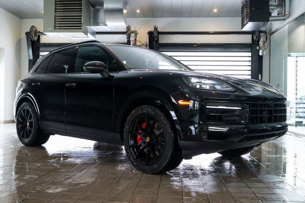 New 2026 Porsche Cayenne S image 8