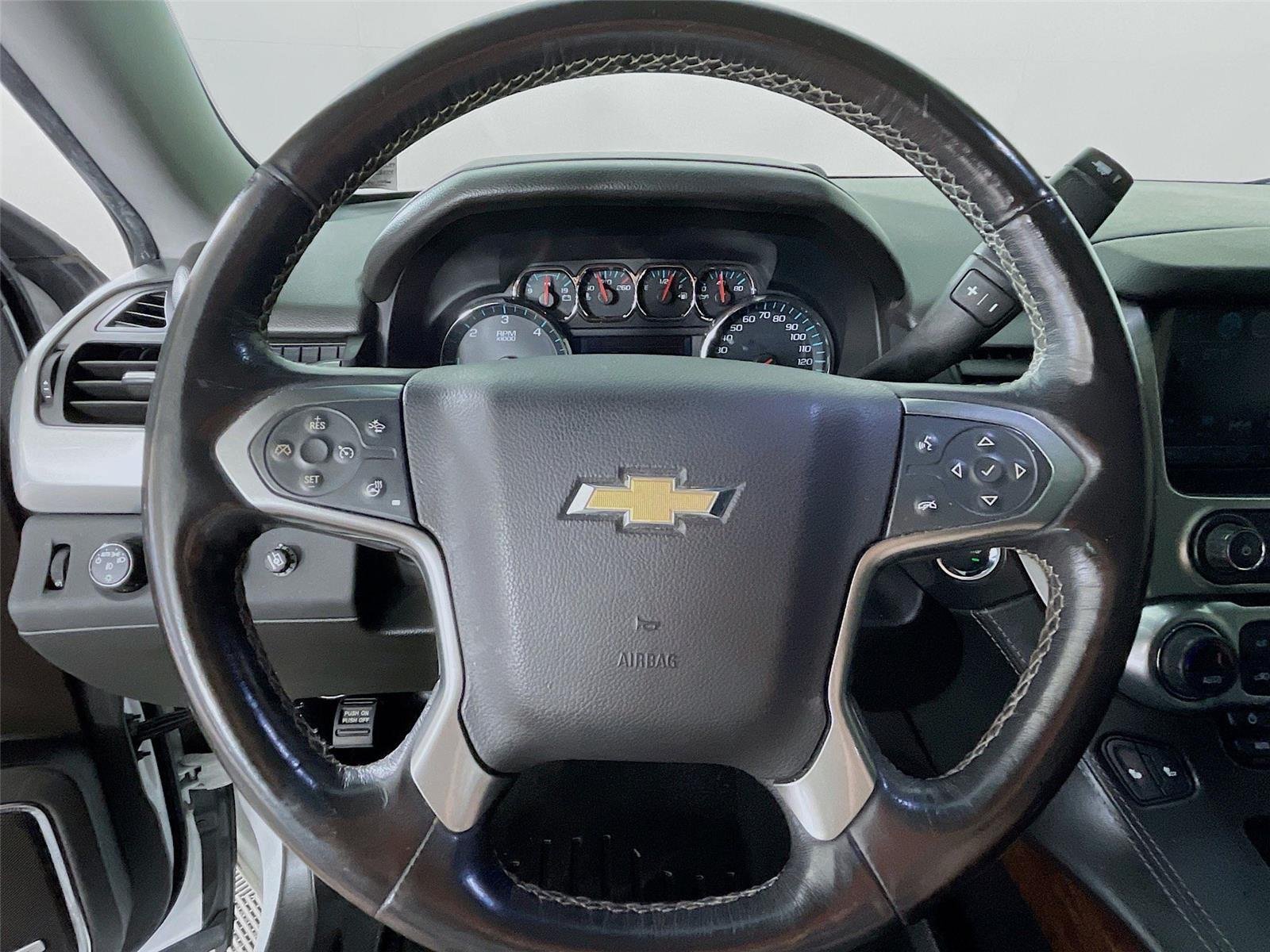 Used 2018 Chevrolet Suburban LT AWD/4WD image 15