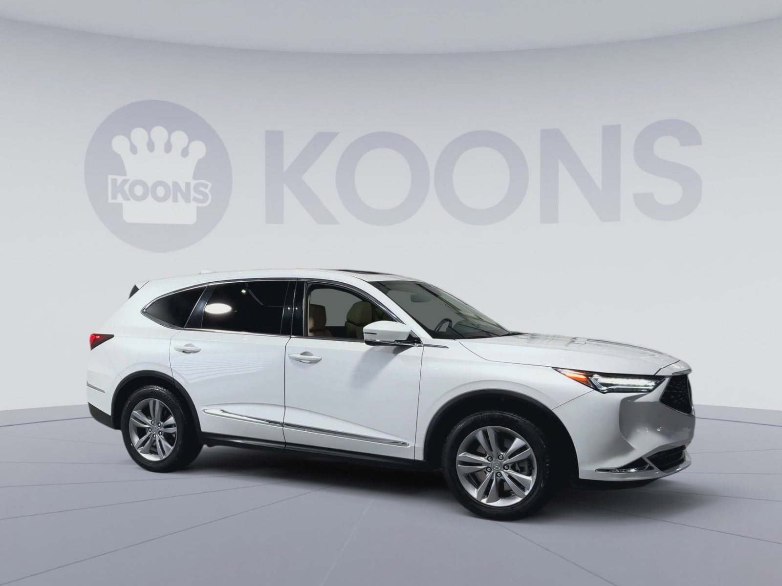 Used 2023 Acura MDX SH-AWD image 2