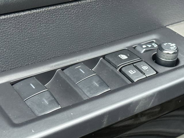 Used 2023 Toyota Tundra Limited AWD/4WD image 22