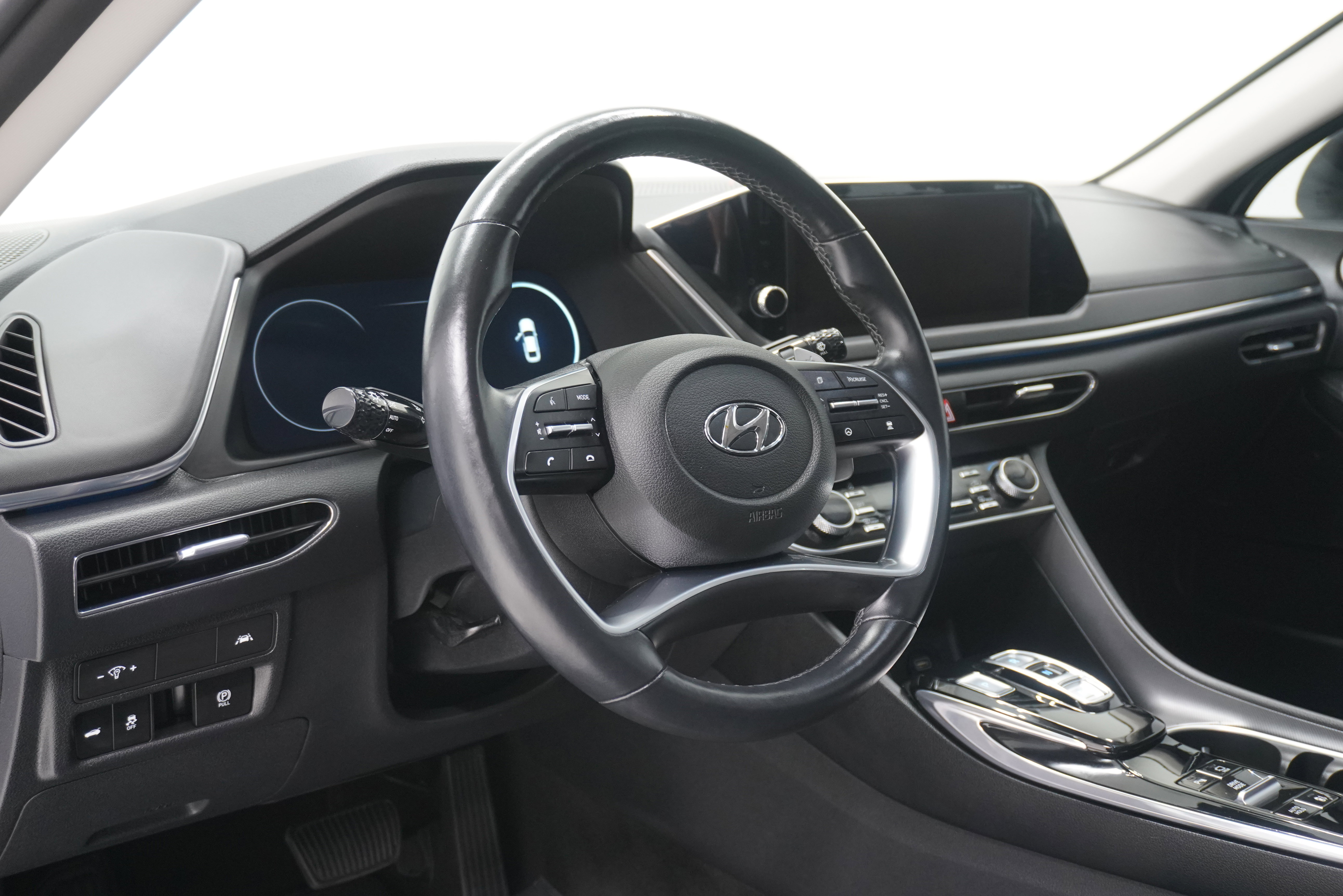 Used 2021 Hyundai Sonata Limited w/ Cargo Package image 10