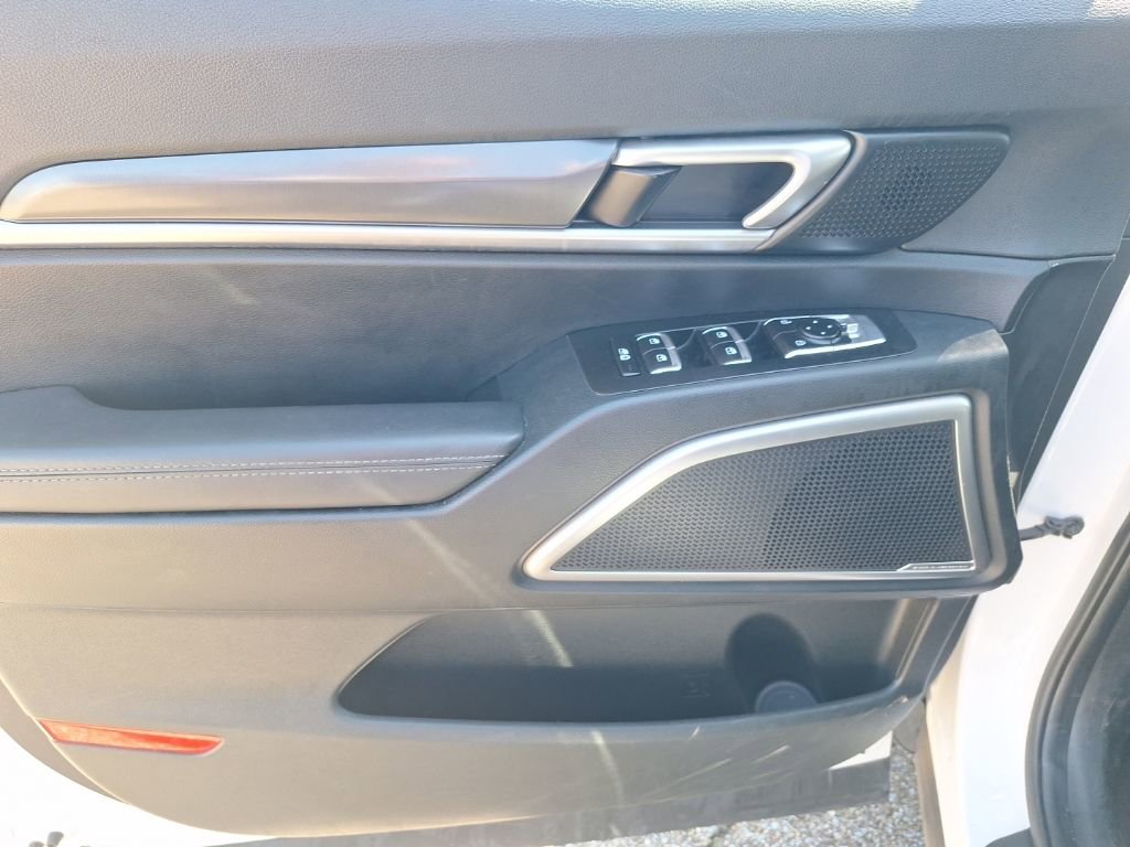 Used 2025 Kia Telluride S image 30