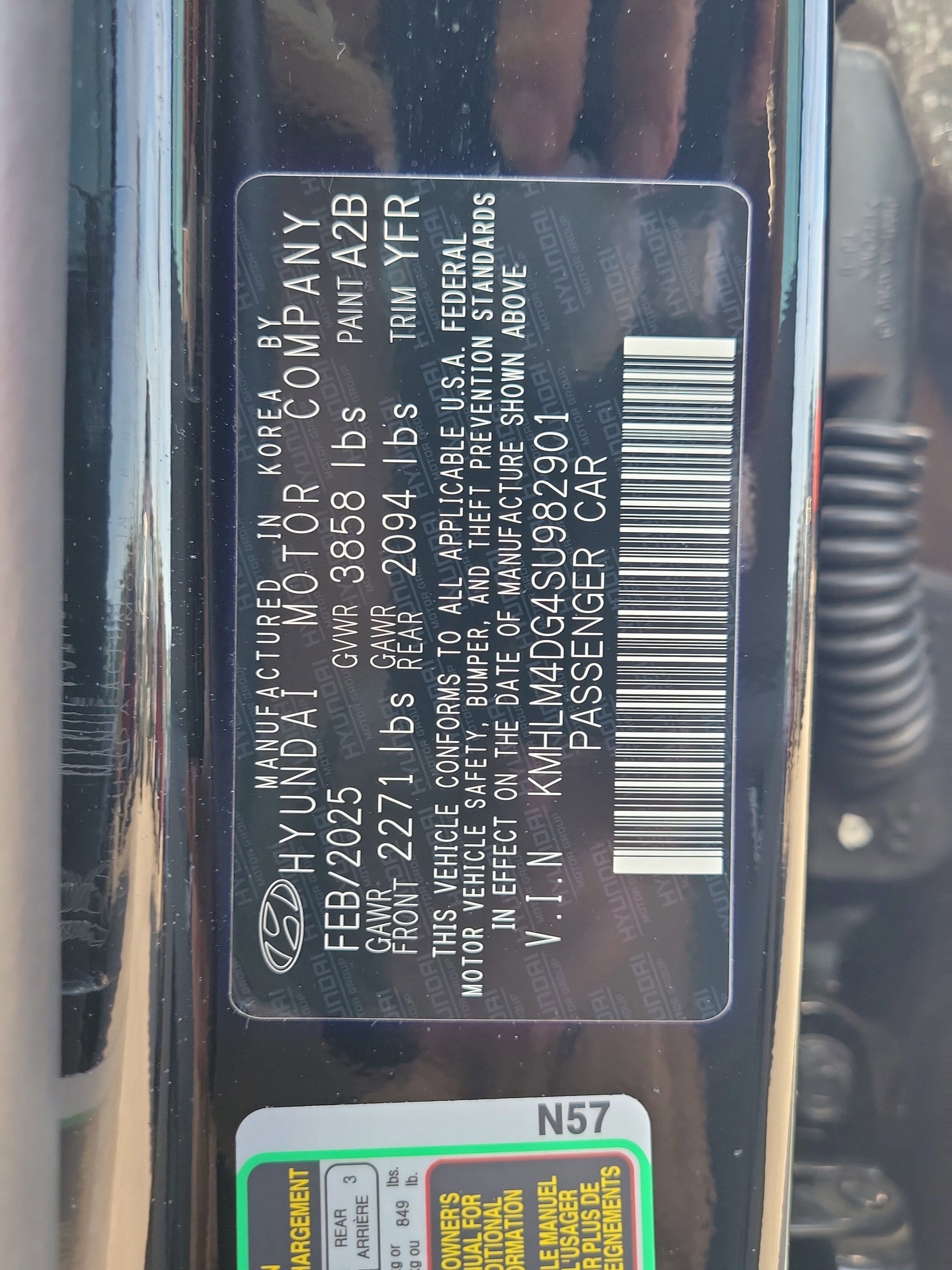 Used 2025 Hyundai Elantra Sport image 28