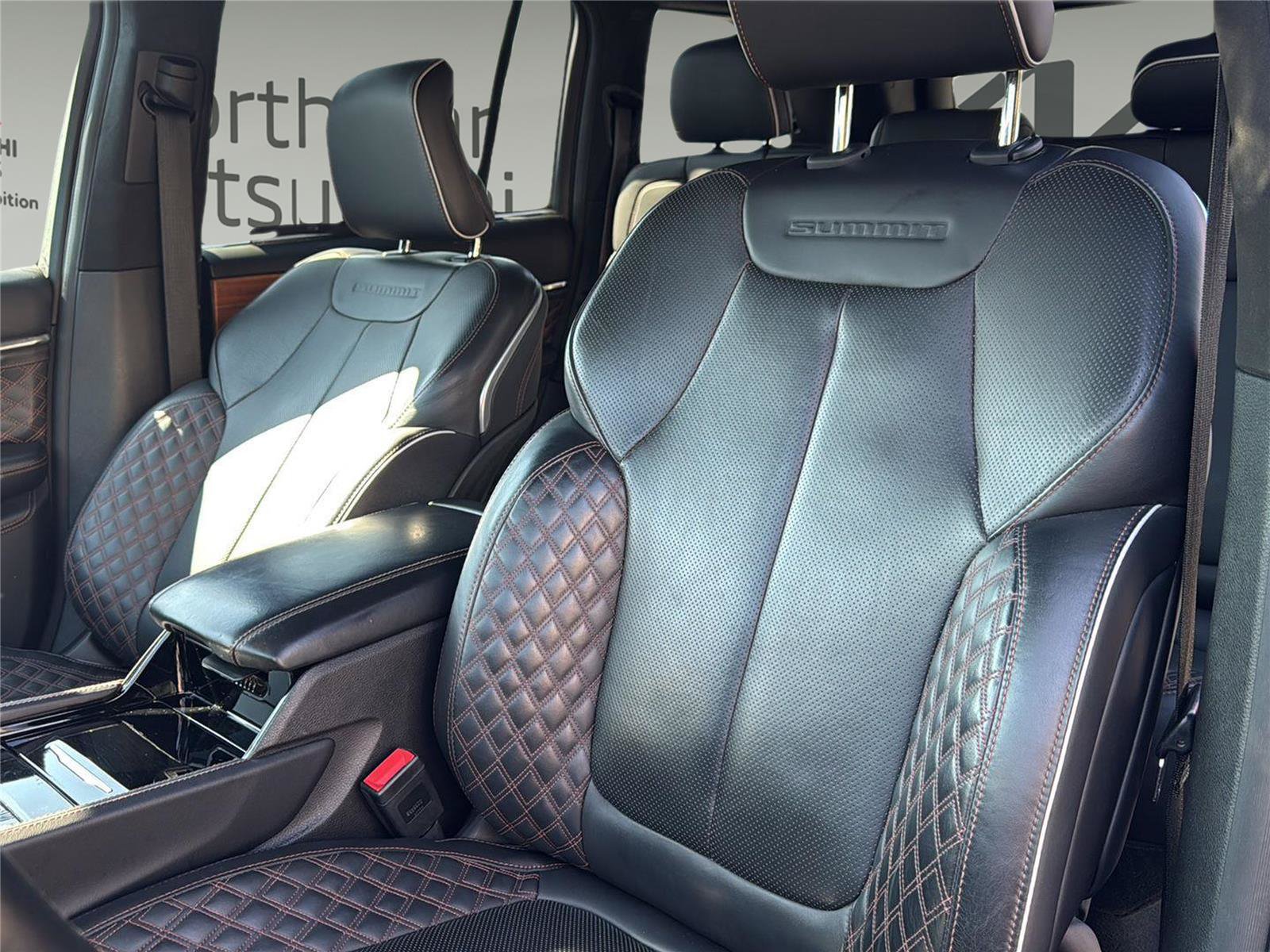 Used 2023 Jeep Grand Cherokee Summit AWD/4WD image 22