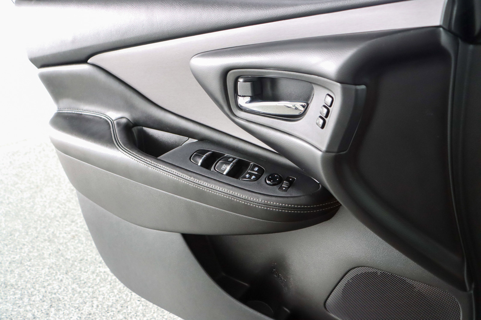 Used 2023 Nissan Murano SL w/ SL Moonroof Package image 22