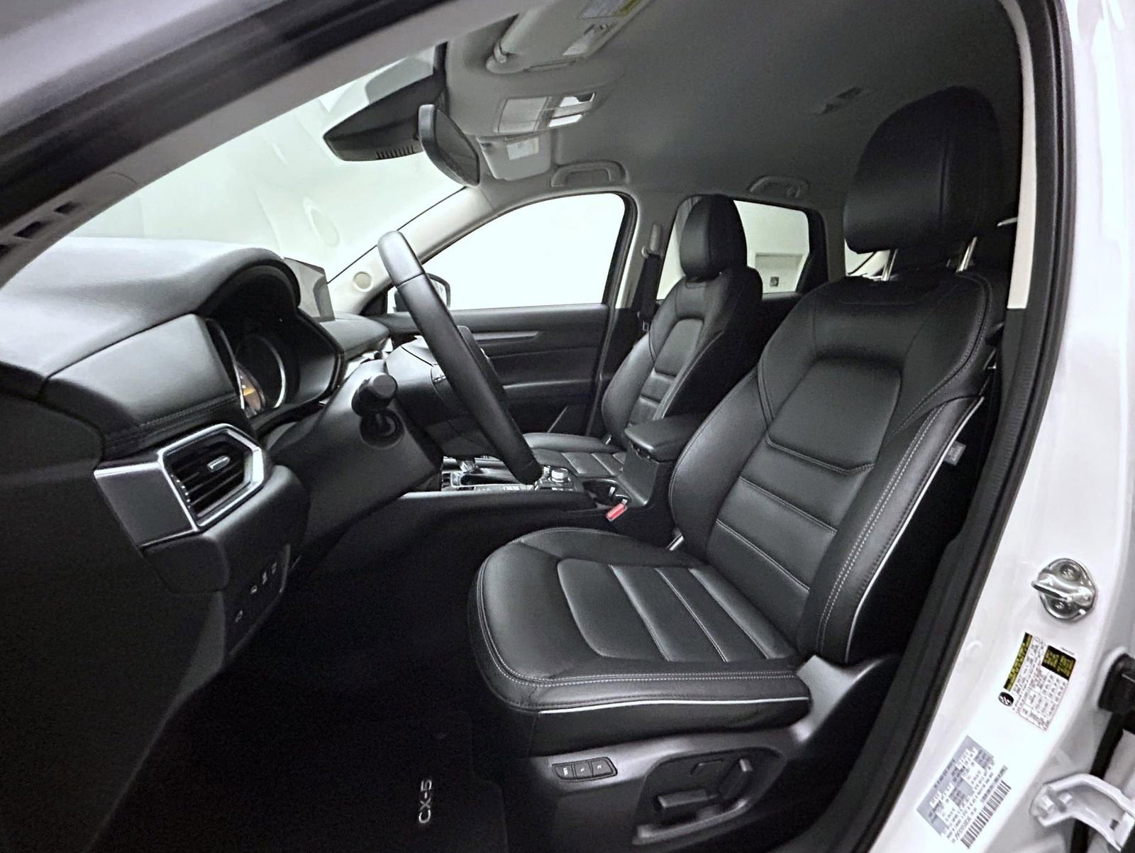 Certified 2025 MAZDA CX-5 AWD 2.5 S w/ Preferred Package image 10