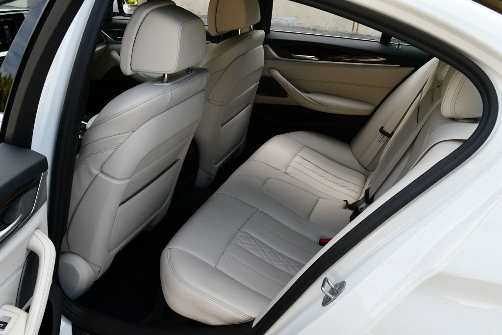 Used 2021 BMW 540i xDrive w/ Premium Package AWD/4WD image 45