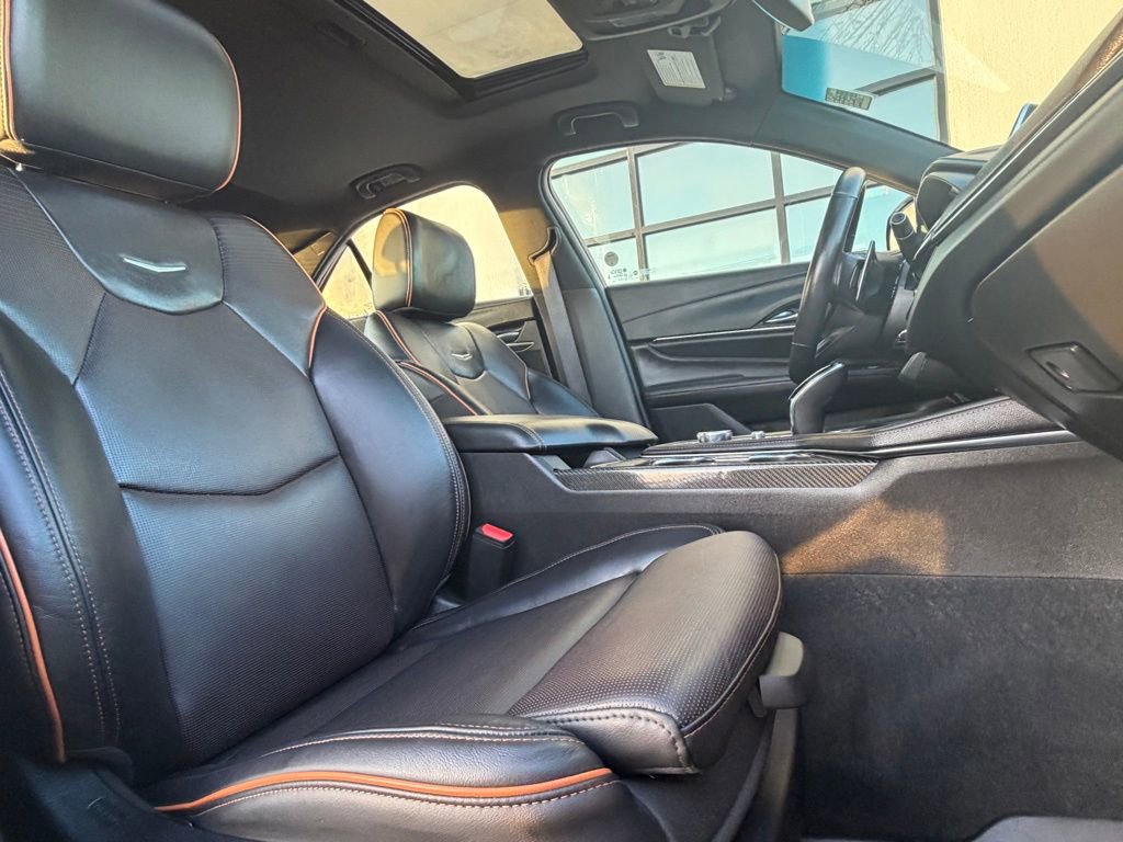 Used 2022 Cadillac CT4 V image 22