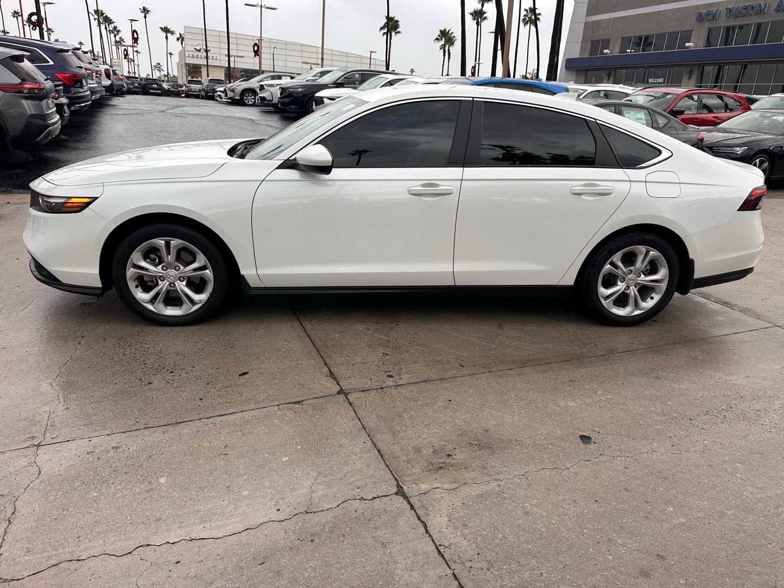 Used 2023 Honda Accord LX image 2