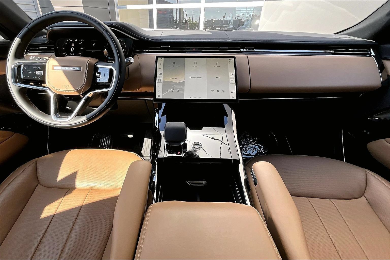 Certified 2025 Land Rover Range Rover Sport SE AWD/4WD image 13
