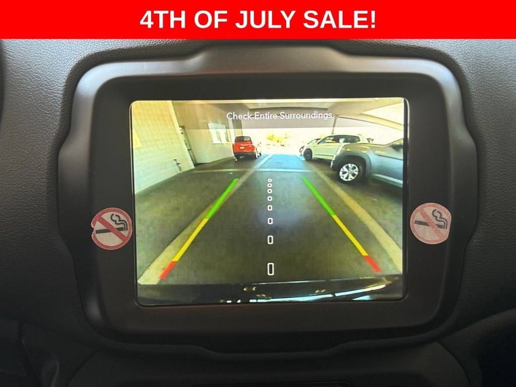 Used 2023 Jeep Renegade Latitude AWD/4WD image 24
