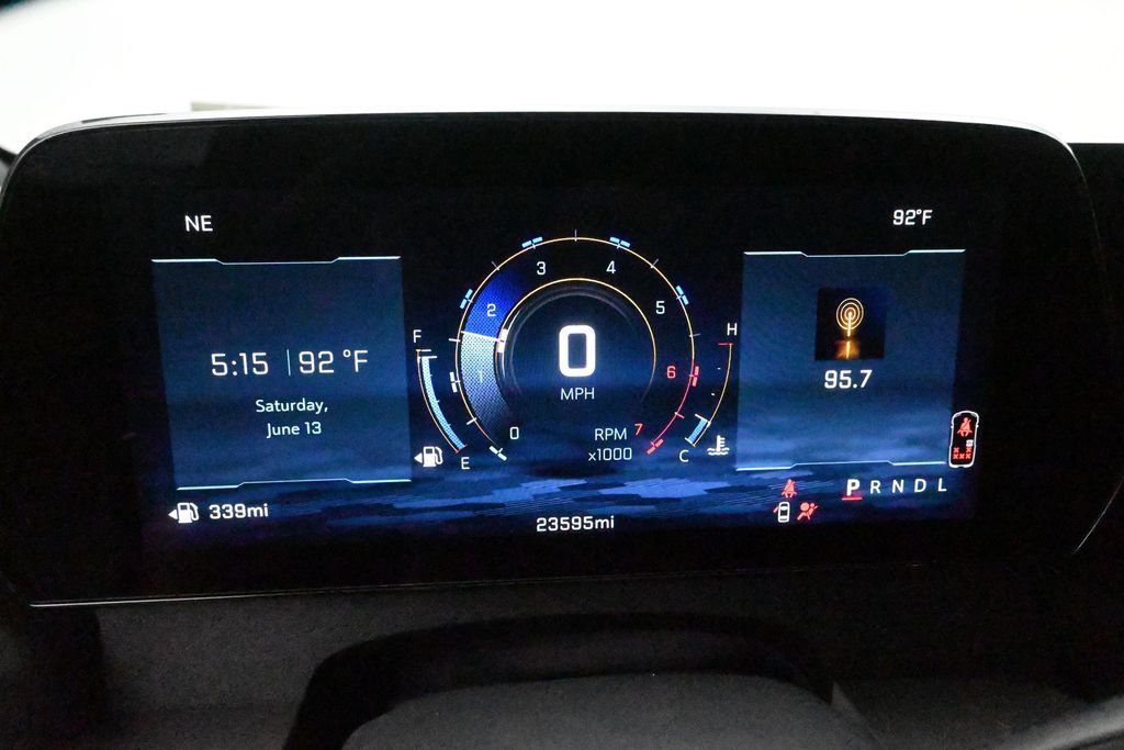 Used 2023 Chevrolet Traverse LT FWD image 11