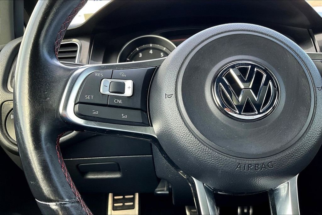 Used 2016 Volkswagen GTI SE w/ Lighting Package (SEL) image 8