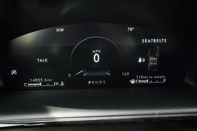 Used 2023 Lincoln Nautilus Reserve image 18