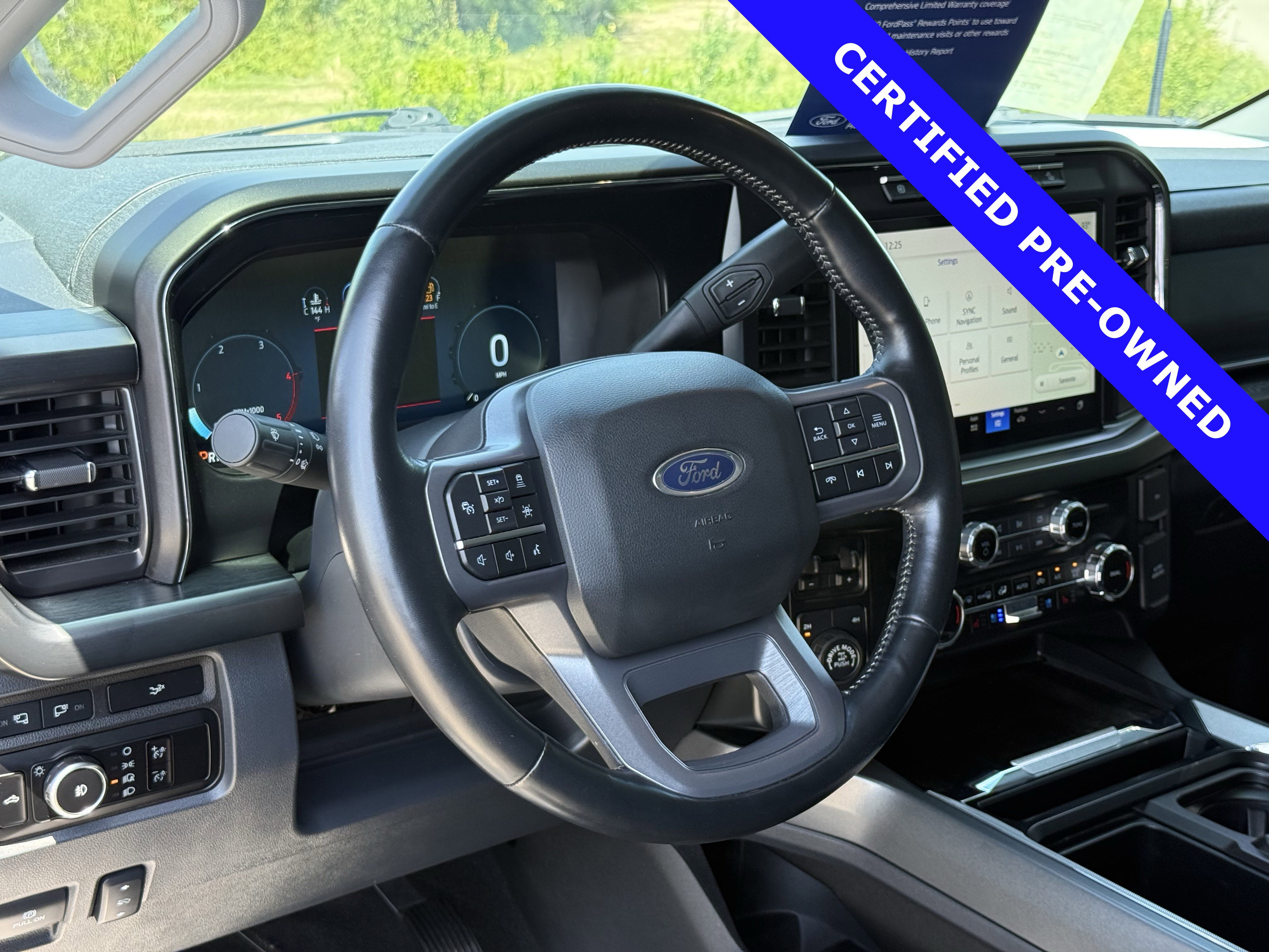 Used 2023 Ford F350 Lariat w/ Lariat Ultimate Package AWD/4WD image 26