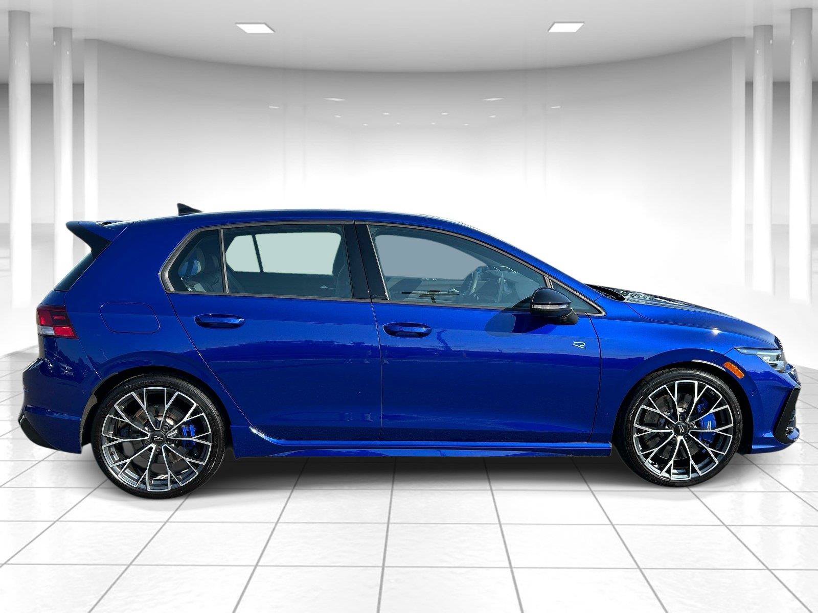 Certified 2025 Volkswagen Golf w/ Euro Style Package AWD/4WD image 2