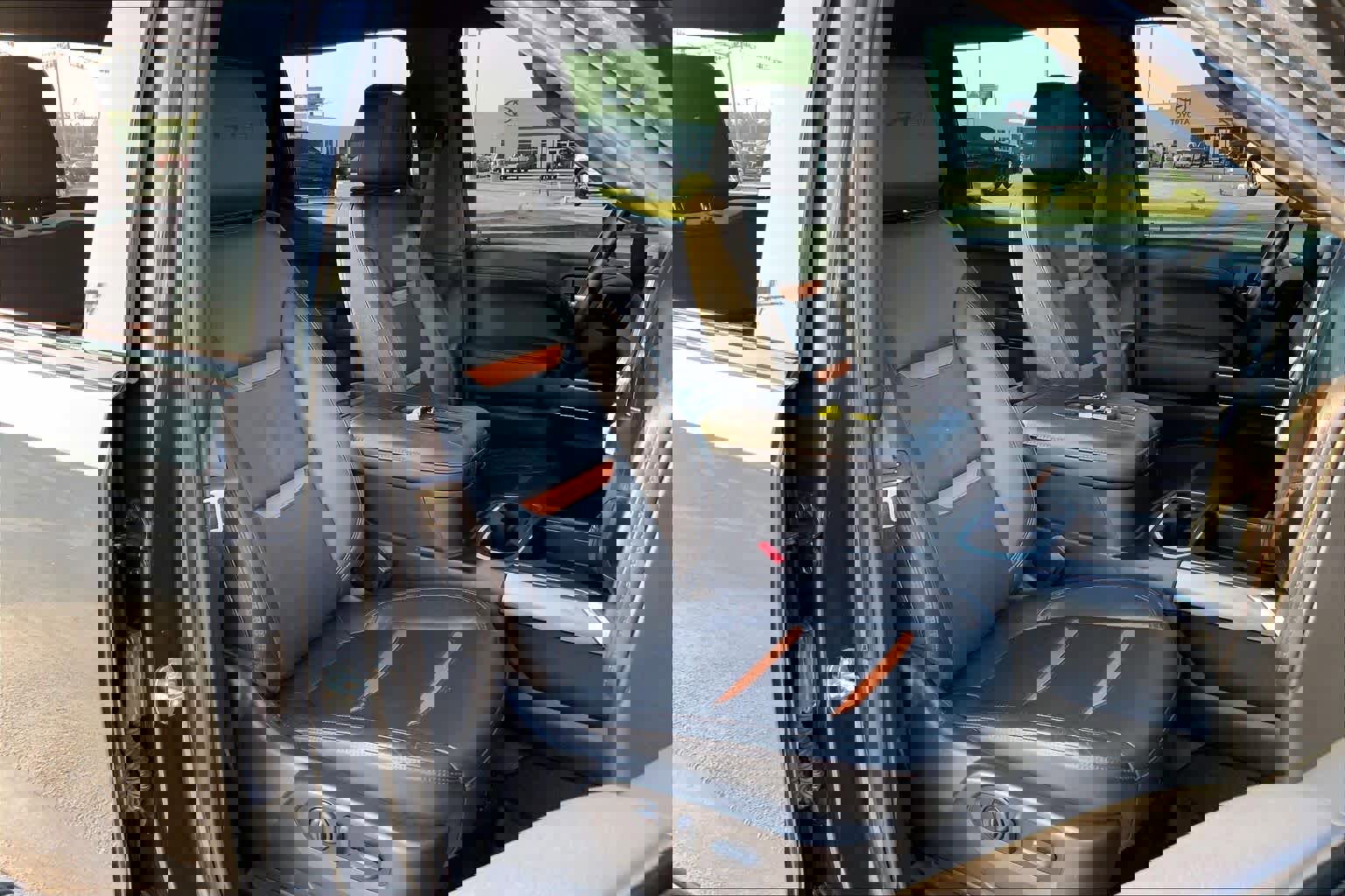 Used 2021 GMC Sierra 1500 AT4 AWD/4WD image 9