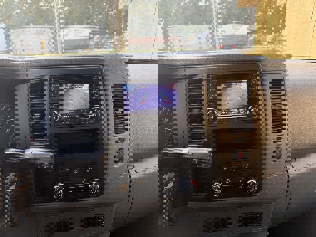 Used 2018 Nissan NV 3500 S image 32