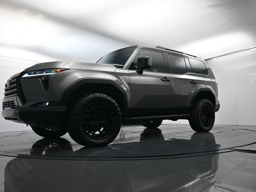 Used 2025 Lexus GX 550 image 45