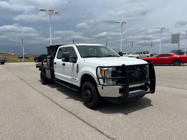 Used 2019 Ford F350 XL w/ Power Equipment Group image 3