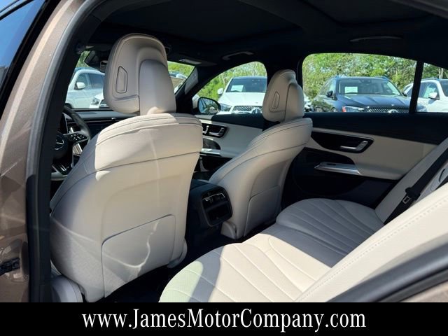 New 2026 Mercedes-Benz E 450 4MATIC Sedan image 16