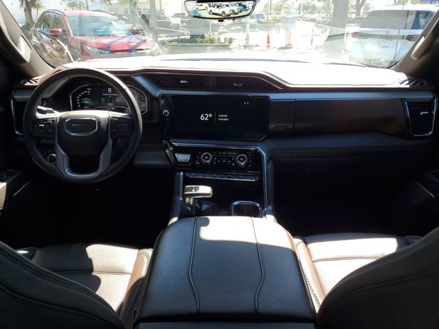 Used 2025 GMC Sierra 1500 Denali w/ Denali Reserve Package image 12
