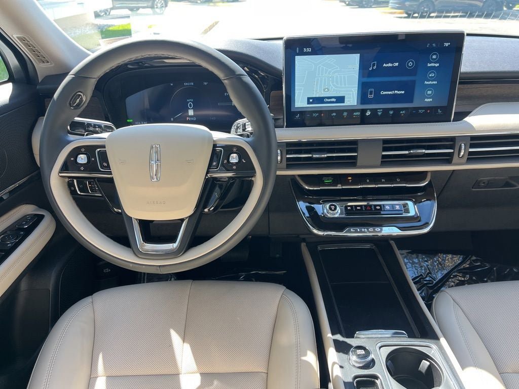 Used 2026 Lincoln Corsair Grand Touring AWD/4WD image 18