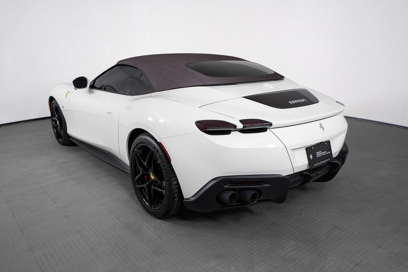 Certified 2025 Ferrari Roma Spider RWD image 50