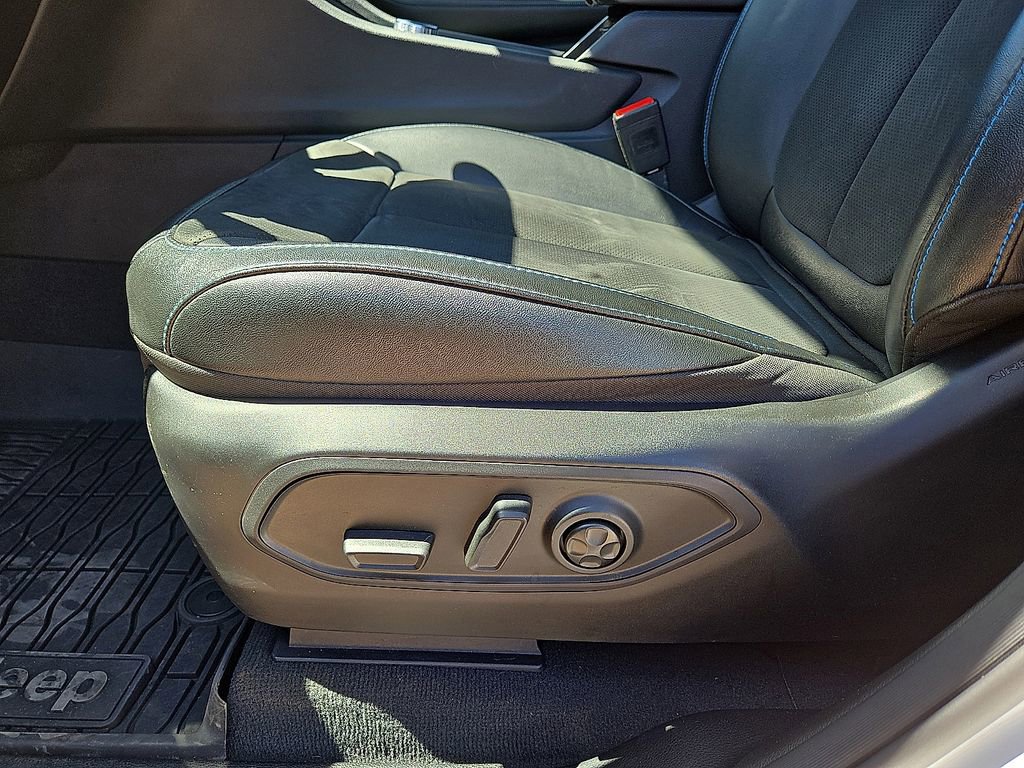 Used 2024 Jeep Grand Cherokee Trailhawk image 26