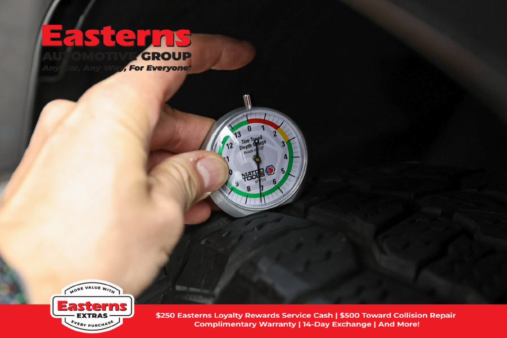 Used 2024 Ford Expedition XLT RWD image 28