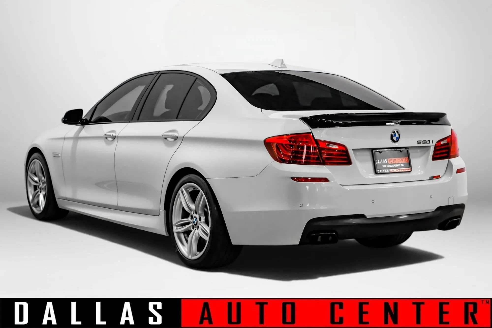 Used 2014 BMW 550i Sedan RWD image 7