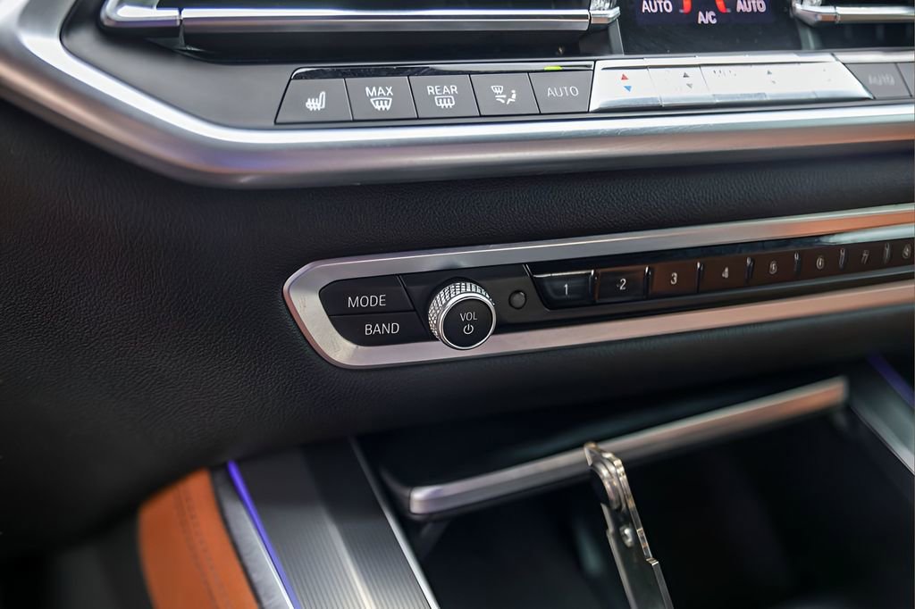 Used 2019 BMW X5 xDrive40i w/ Convenience Package image 19