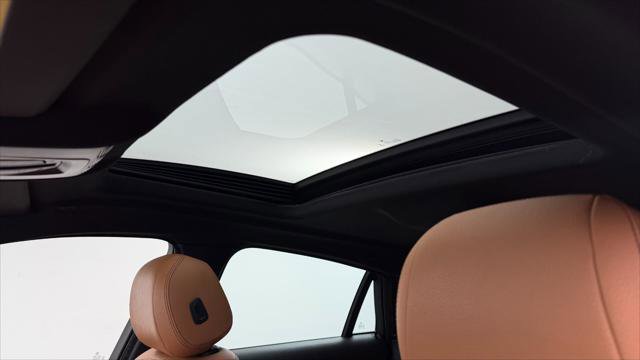 Used 2019 BMW X6 xDrive35i w/ M Sport Package image 18