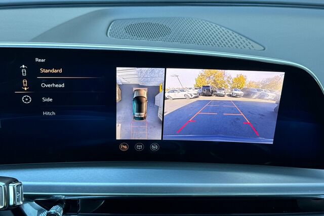 Certified 2024 Cadillac Lyriq Sport w/ LPO, Floor Liner Package AWD/4WD image 20