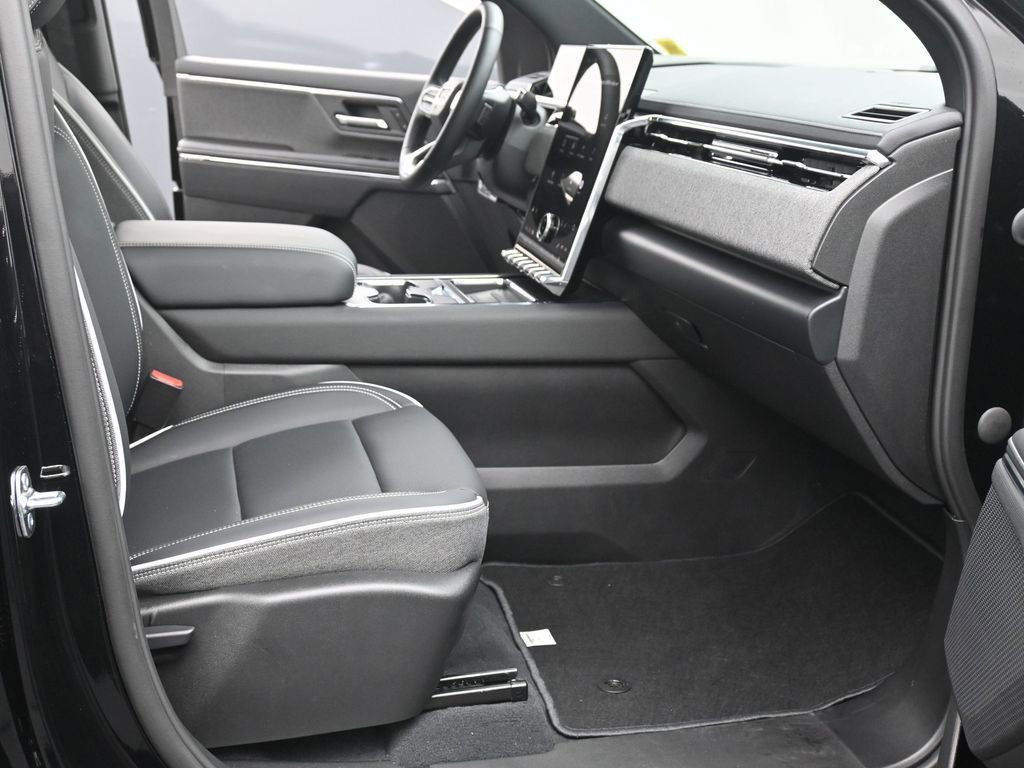 Used 2026 GMC Sierra EV Elevation image 11