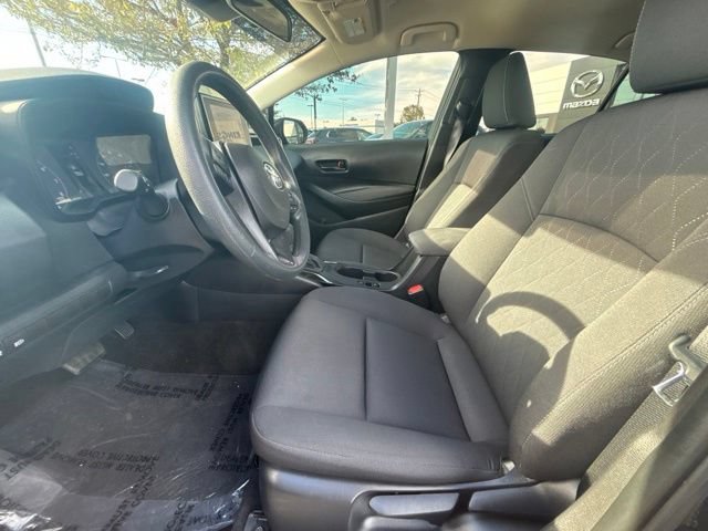 Used 2023 Toyota Corolla LE w/ Carpet Mat Package (TMS) FWD image 10