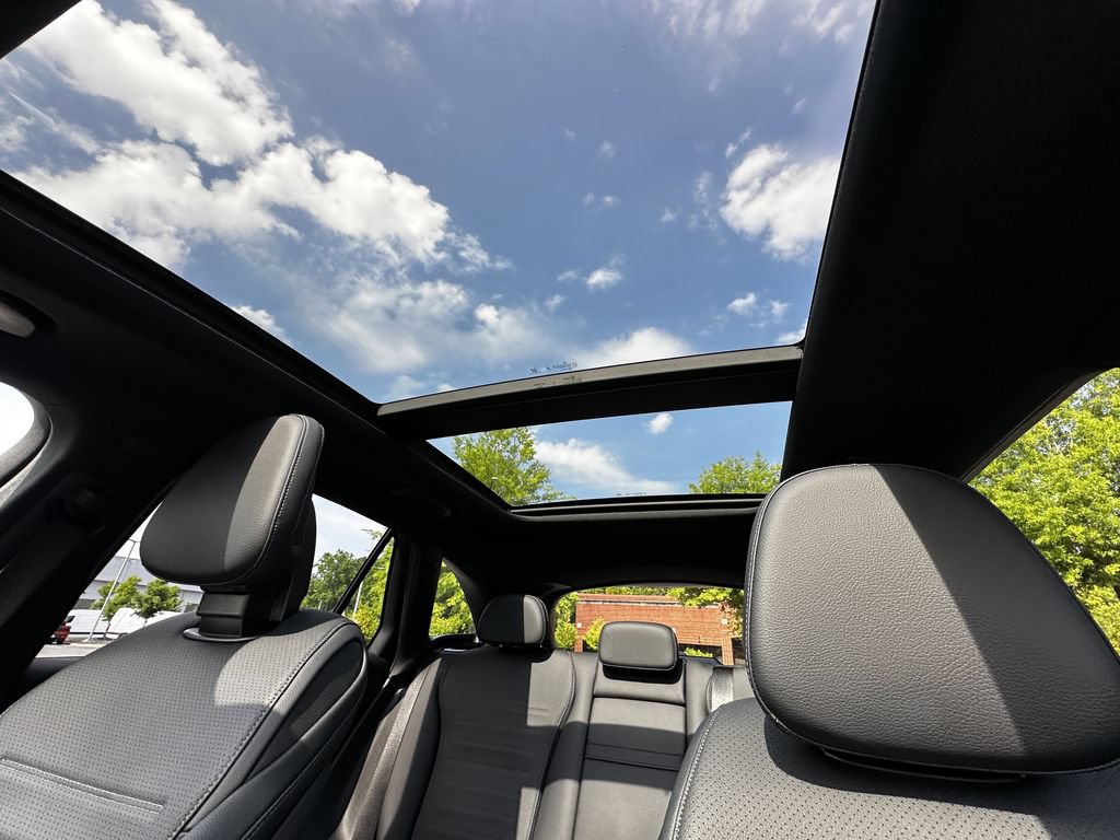 Certified 2025 Mercedes-Benz GLC 300 w/ AMG Line image 34