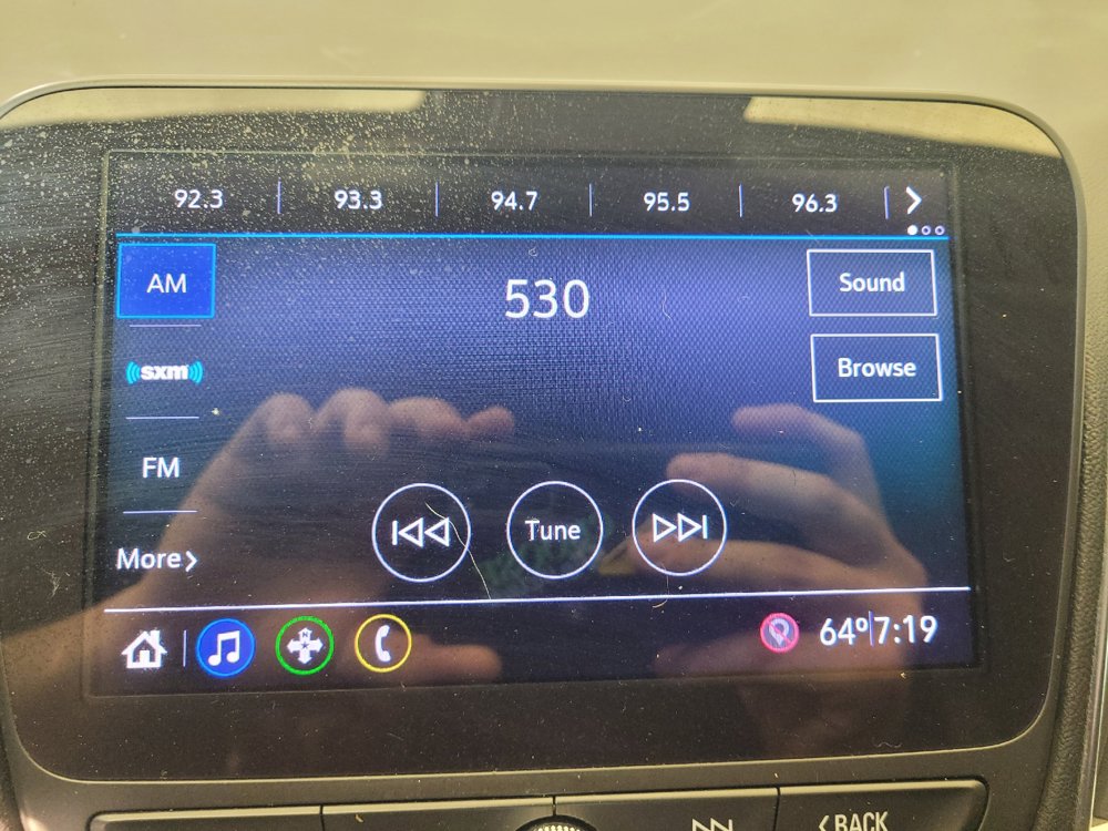 Used 2020 Chevrolet Malibu LT FWD image 25