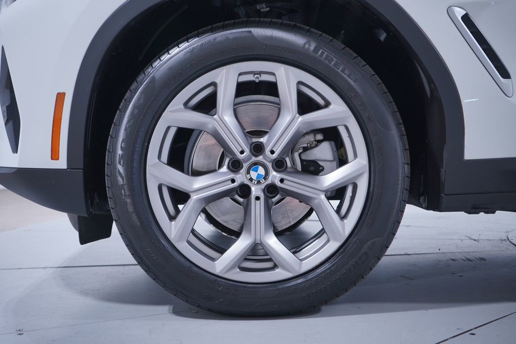 Used 2024 BMW X3 xDrive30i w/ Convenience Package w/ZPA image 2