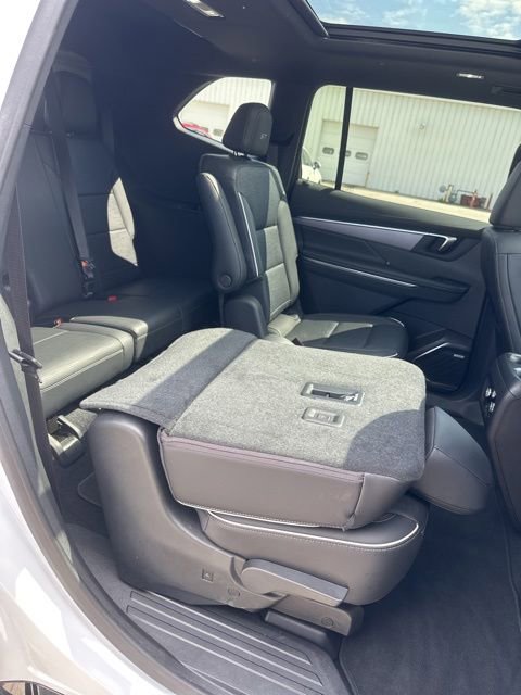 Used 2025 Buick Enclave Sport Touring w/ Power Package AWD/4WD image 51