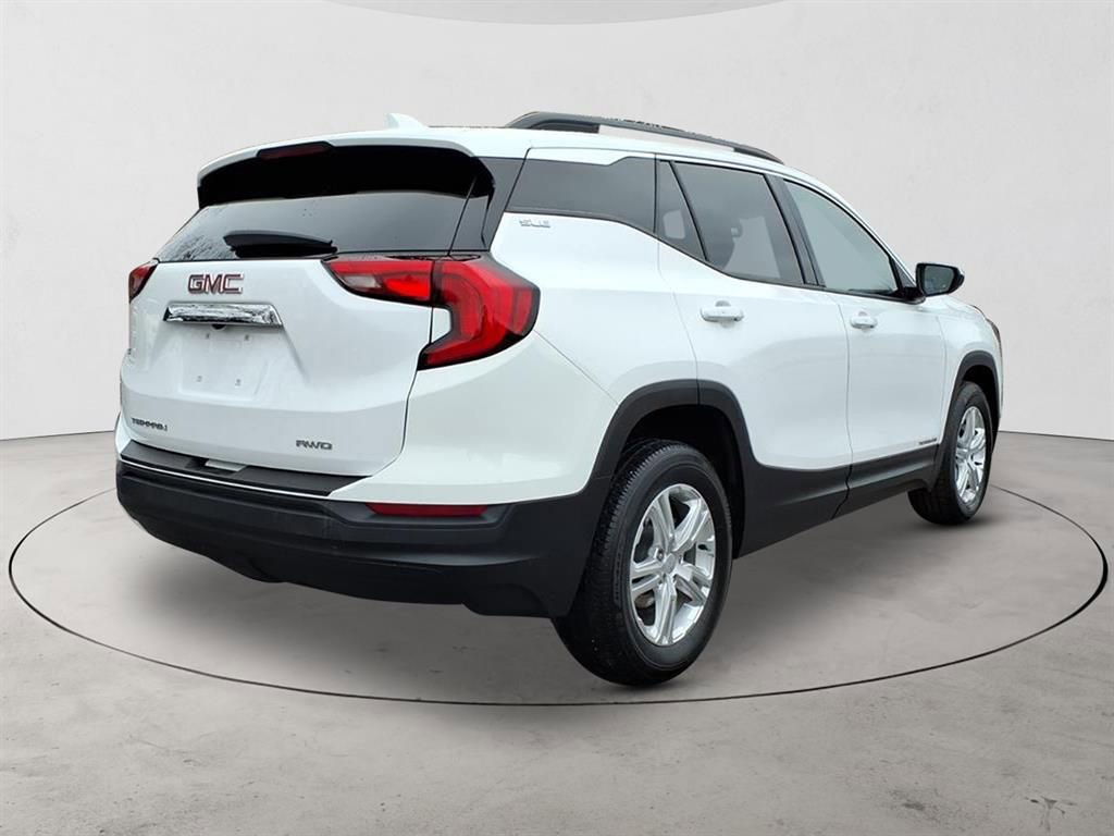Used 2020 GMC Terrain SLE w/ Driver Convenience Package image 5