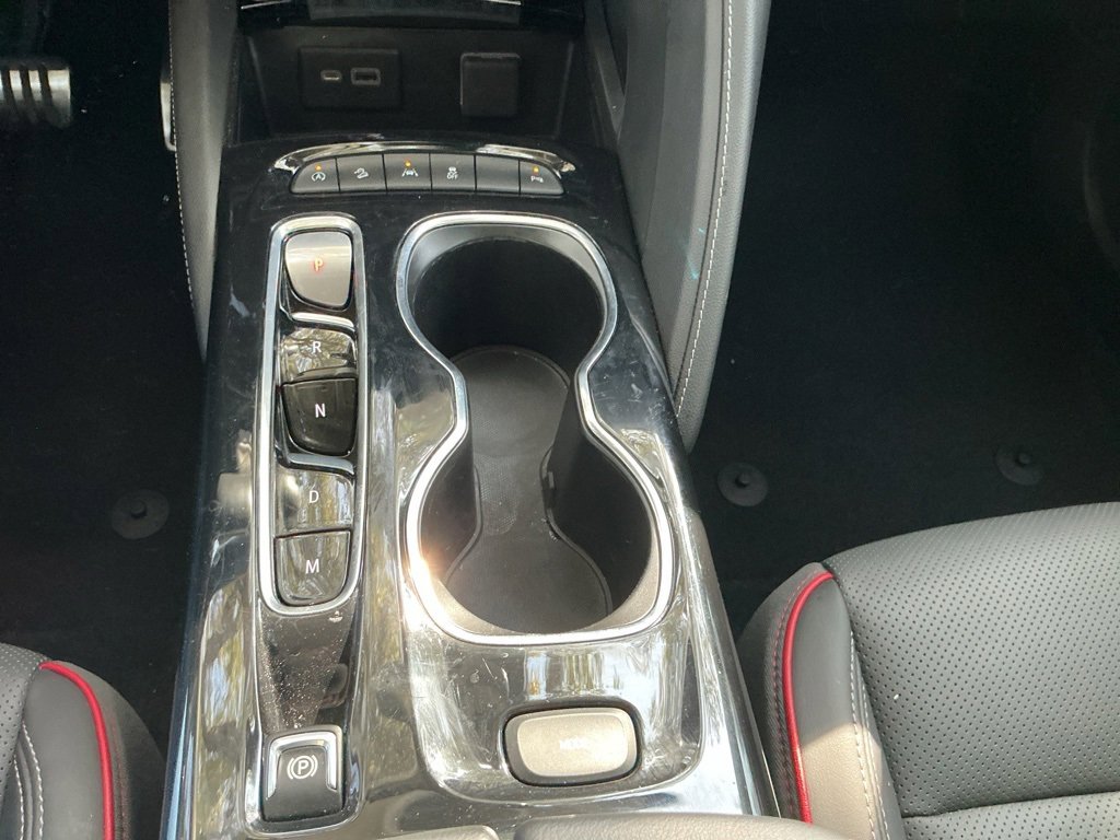 Used 2023 Buick Envision Essence w/ Sport Touring Package image 12