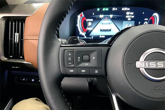 New 2025 Nissan Pathfinder Platinum image 21