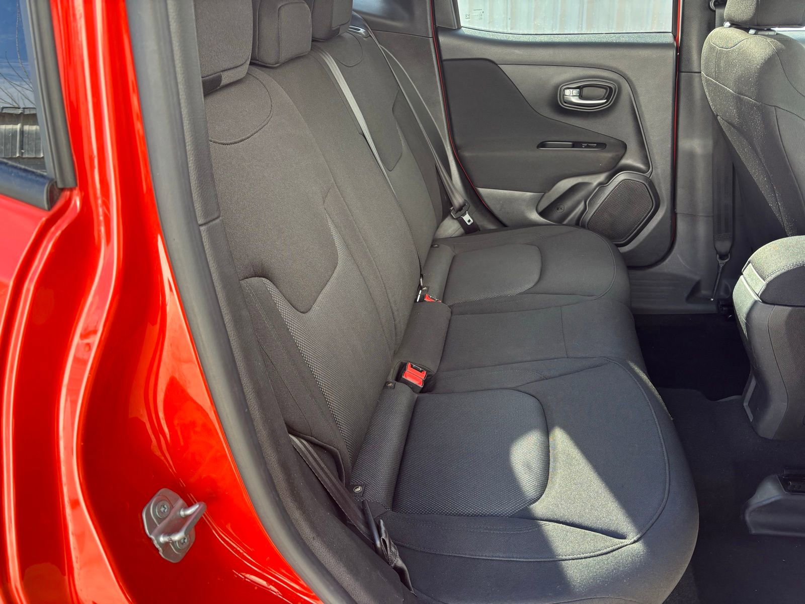 Used 2021 Jeep Renegade Sport w/ Sport Appearance Group FWD image 33